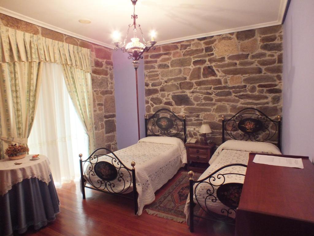Hotel Pousada Vicente Risco Castro Caldelas Room photo