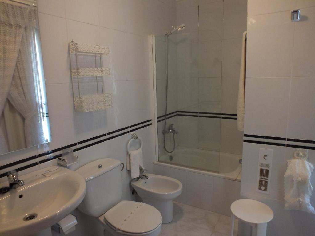 Hotel Pousada Vicente Risco Castro Caldelas Room photo